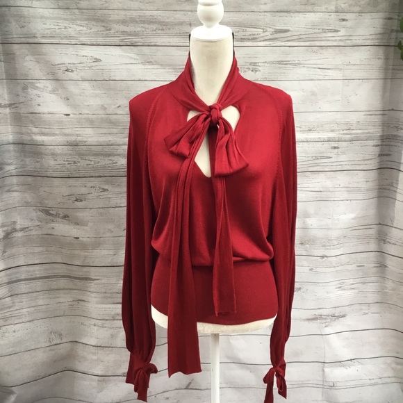 Moda International Sweaters - Moda International 100% Silk Pussy Bow Sweater M